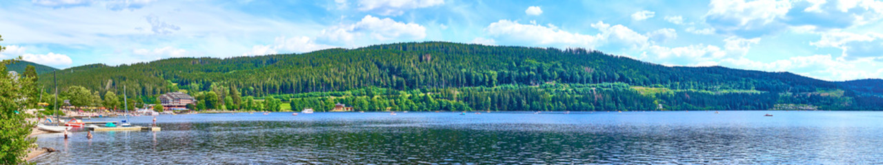 Fototapeta na wymiar Famous Lake 