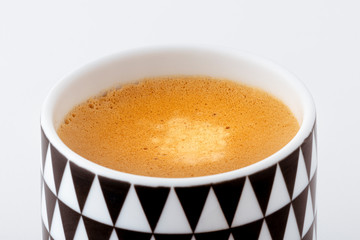 Gros plan sur une tassé de café espresso