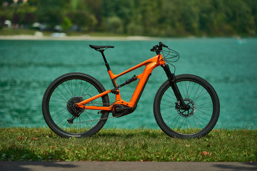 Ebike, pedalata assisitita, elettrica, e mobility