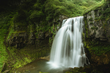 Fototapeta na wymiar Waterfall Spokoyniy, Kamchatka, Russia.