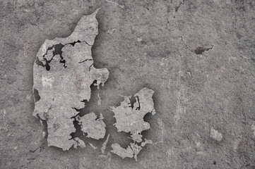 Karte von Dänemark auf verwittertem Beton