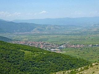 Fototapeta na wymiar View of Central Bulgaria above Brestovitsa