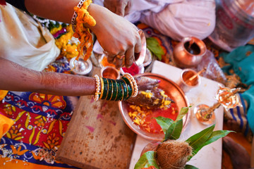 Hindu Maharashtrian wedding ceremony rituals