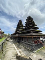 Fototapeta na wymiar Temple de Besakih à Bali, Indonésie