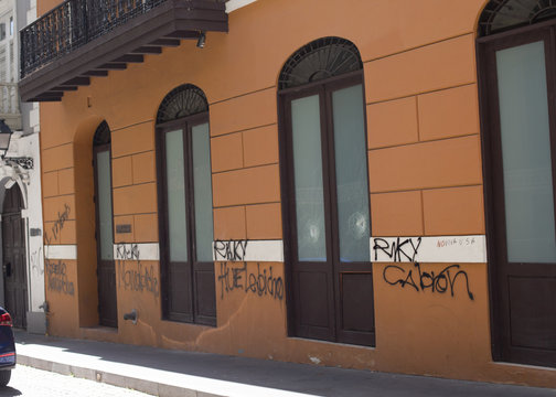 Pictures of the riots and vandalized buildings of puerto rico during the riots of summer 2019 in old san juan business closed and looted 