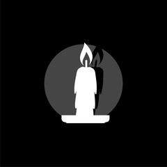 Obraz premium Burning candle icon for web design isolated on dark background