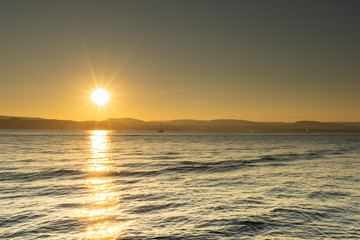 Zach&oacute;d słonca nad Oslofjordem, widok z Fagerstrand