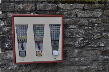 Kaugummiautomat aus alten Zeiten