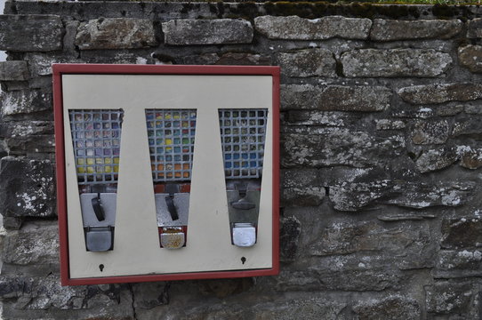 Kaugummiautomat aus alten Zeiten
