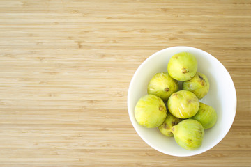 Green figs a fruit that has many beneficial properties for the body