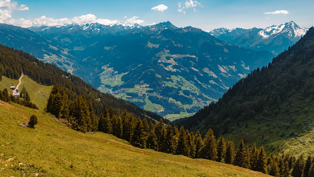 Beautiful alpine view at the famous Zillertaler Hoehenstrasse, Tyrol, Austria © Martin Erdniss