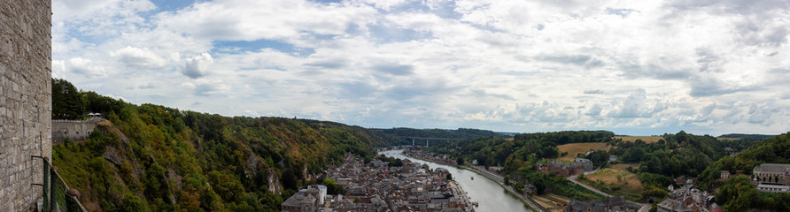 Fototapeta na wymiar Meuse Dinant Vue de la citadelle