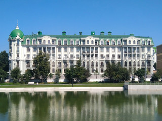 Fototapeta na wymiar the palace of versailles