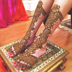 Floral bridal feet henna