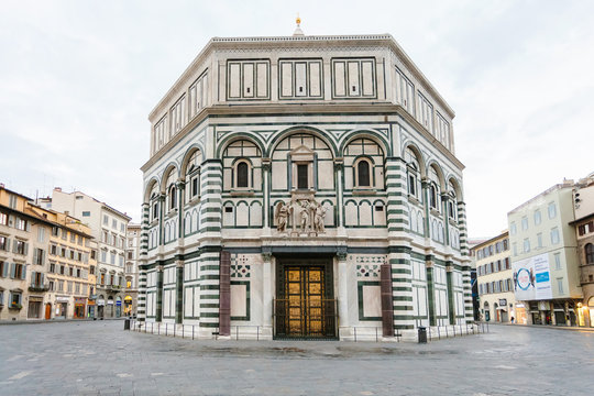 FLORENCE, ITALY - NOVEMBER 4, 2016: Florence Baptistery San Giovanni (Baptistery of Saint John) in morning. The Baptistery is one of the oldest buildings in the city, constructed between 1059 and 1128