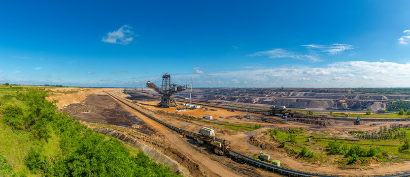 Maintainance of bucket-wheel excavator, Garzweiler surface mine, North Rhine-Westphalia, Germany