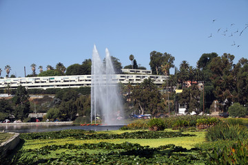 Fototapeta premium Three water falls in breeze at the lake park in city 