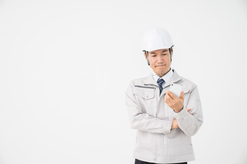 ビジネスマン　作業服　スマホ　トラブル