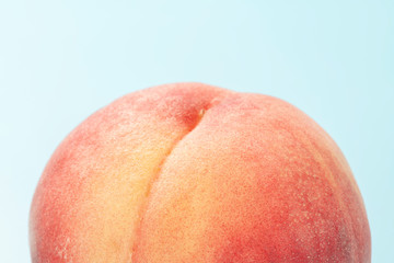 桃　夏の果物