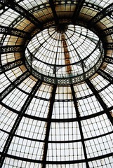 Das Kuppeldach in der Einkaufspassage Galleria Vittorio Emanuele II in Mailand.