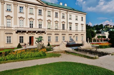 Fototapeta na wymiar Salzburg, Schloss Mirabell, Südwestfassade