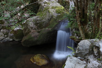 Cascada a larga exposición.