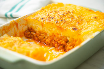 Minced meat cake with potatoes