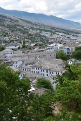 Gjirokastra Albania miasto 1000 srebrnych dachów - obrazy, fototapety, plakaty