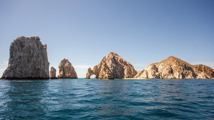 Fototapeta na wymiar The arch of Cabo San Lucas, is a distinctive rock formation at the southern tip of Cabo San Lucas, which is itself the extreme southern end of Mexico's Baja California Peninsula. 