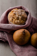 Hausgemachter Birnenmuffin