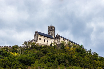 Fototapeta na wymiar Panoramic view of Bezdez castle