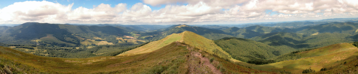 Fototapeta na wymiar Landscape of mountain peaks, Bieszczady Mountains