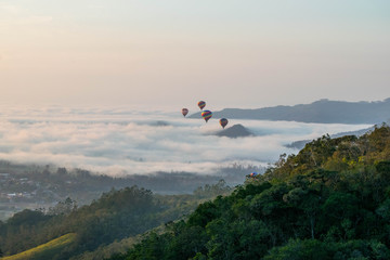 Balloons in the city of Praia Grande SC at dawn. Balloon ride