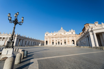 Naklejka premium Piazza San Pietro senza persone, Vaticano
