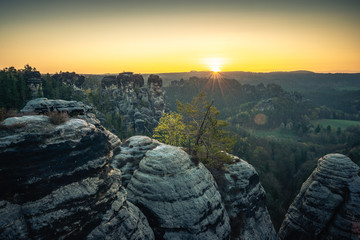 Sonnenaufgang über der Sächsischen Schweiz