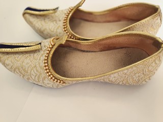  A pair of Juti an indian enthetic wearable product.These are essential wear during events,...