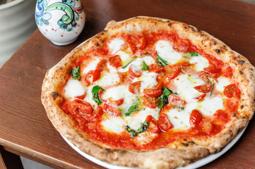 ピザ　マルゲリータ