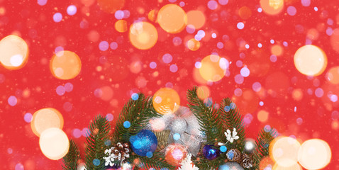 Fototapeta na wymiar christmas wreath on a red background, flatley, copyspace