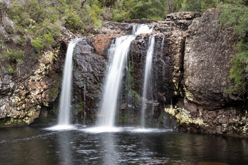 Obraz na płótnie Canvas タスマニアのクレドルマウンテンのペンシルパイン滝 ( Pencil Pine Falls on Cradle Mountain in Tasmania )