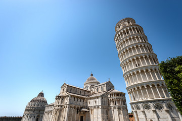 Pisa, Campo dei Miracoli (Square of Miracles) with the Leaning Tower of the Cathedral (Duomo di Santa Maria Assunta) and the Baptistery (Battistero di San Giovanni). Tuscany, Italy, Europe