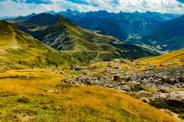 Paisajes durante la subida al Monte Lakartxela en Irati