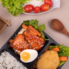 Rice with grilled salmon with teriyaki sauce