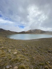 Lac de montagne du parc Tongariro, Nouvelle Zélande