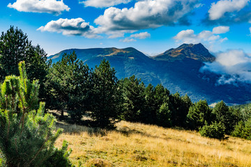 Vistas a Lakartxela durante la subida al monte Txamantxoia