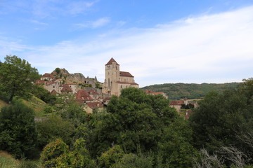 Fototapeta na wymiar village of saint-cyrq-lapopie, aveyron region, france, landscape