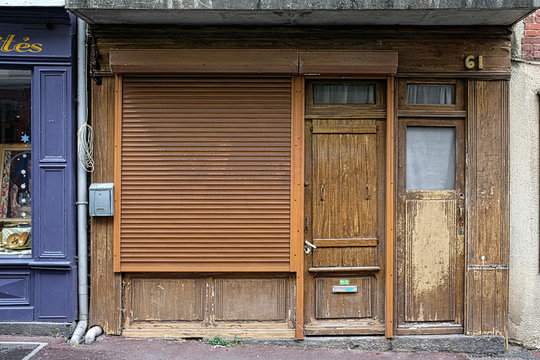 devanture de vieux magasin