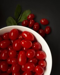 red currant in a bowl