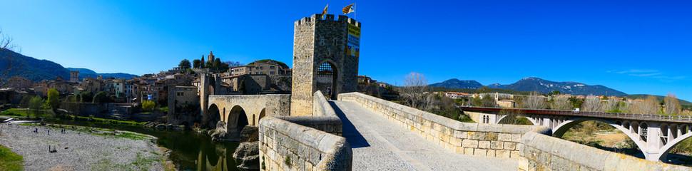 Naklejka premium Besalu village