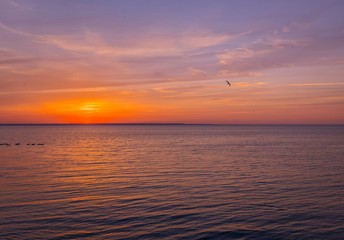 Obraz premium Sunset over the lake