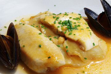 スペイン　伝統料理　バカラオ・アル・ピル・ピル